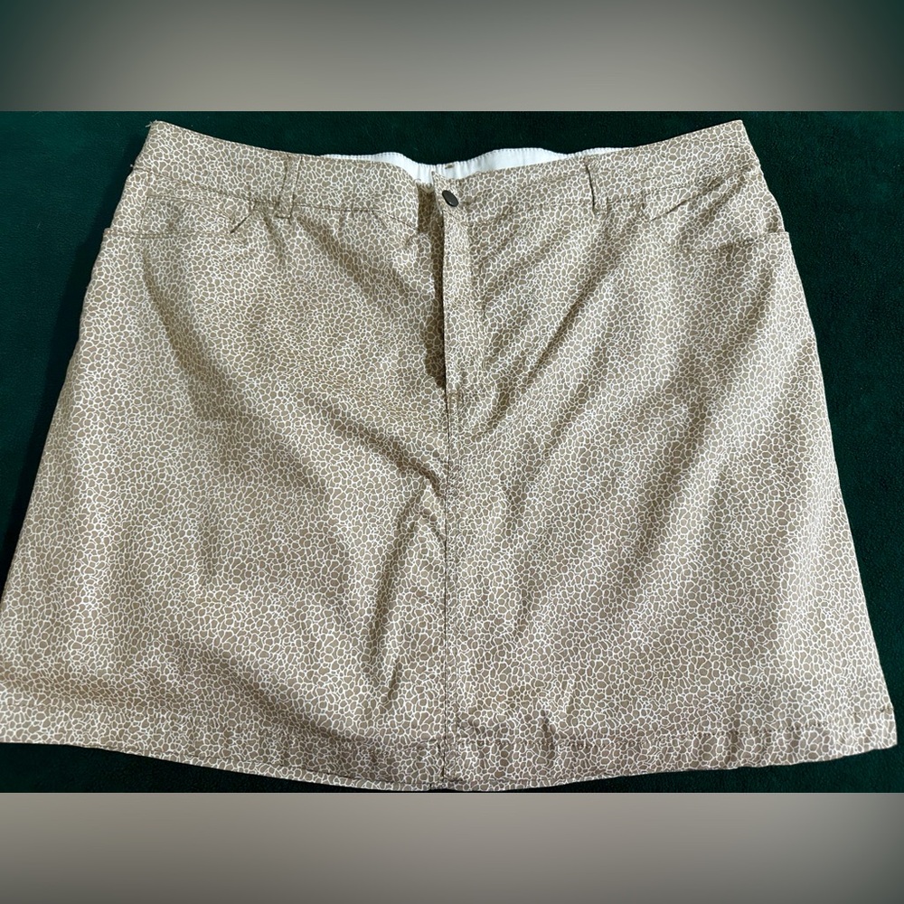 Croft & Barrow Tan Skort